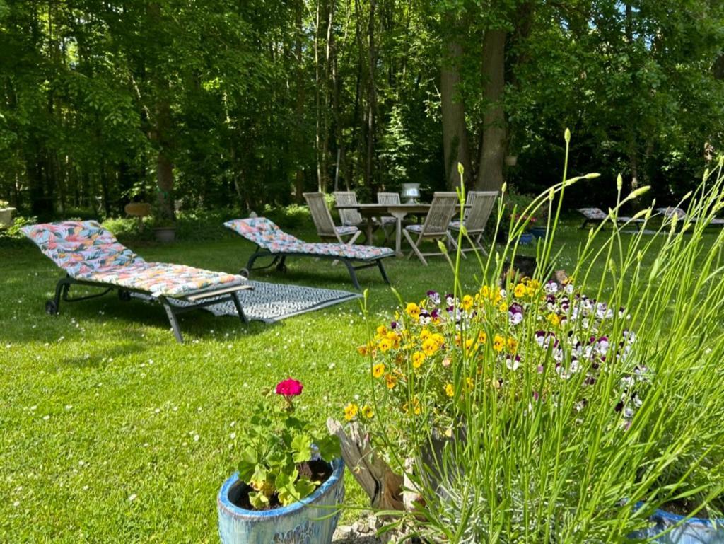 Gites Du Bois Des Perruches Saint-Vincent-des-Bois Esterno foto